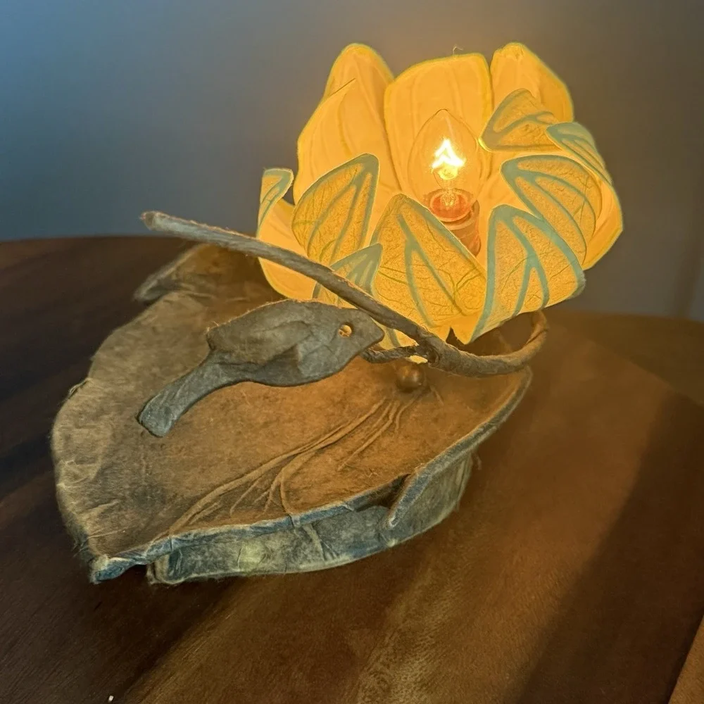 Korean Hanji Mulberry Paper Touch Lamp Leaf Flower Accent Light Soft Green